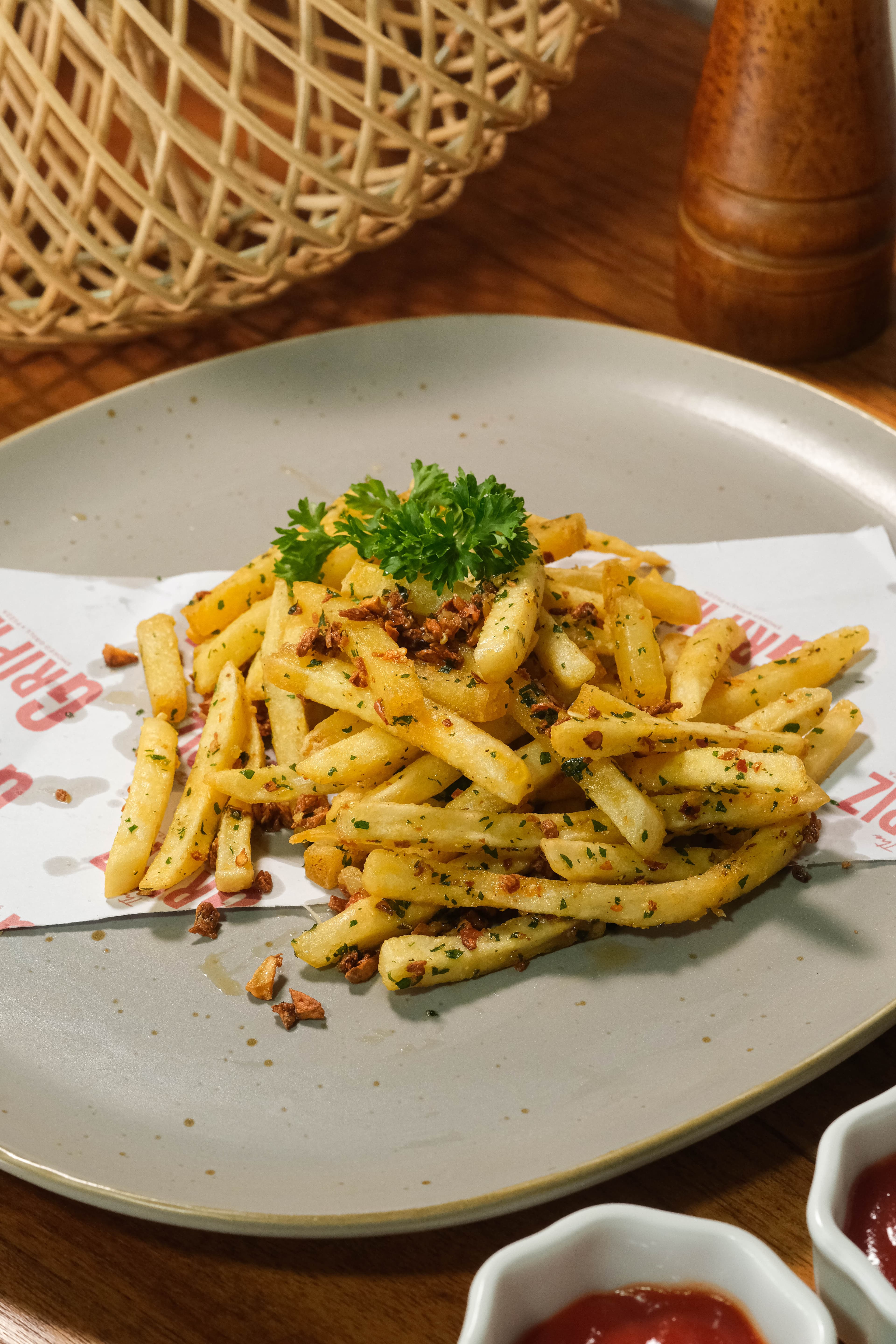 Spicy Garlic Fries